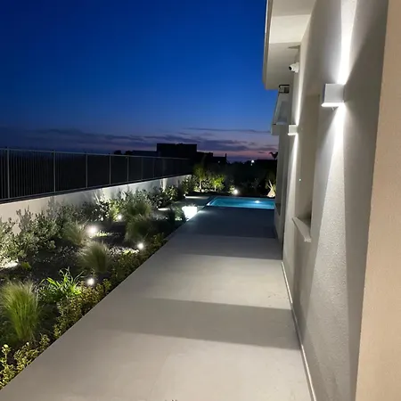 Kora Suites&pool 4* サン・レオーネ