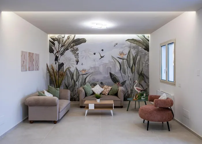 Guest house Kora Suites&pool 4*