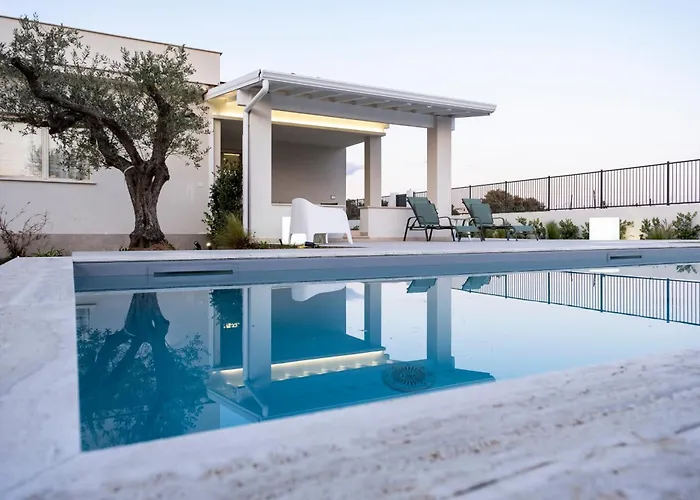 Guest house Kora Suites&pool 4*