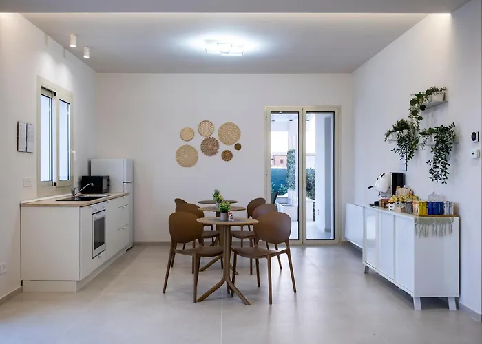 Kora Suites&pool 招待所 4*