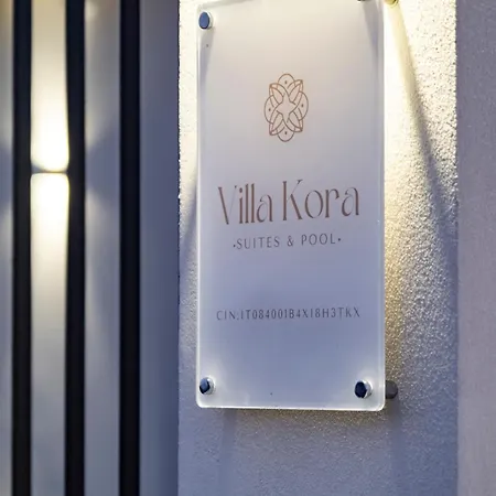 Kora Suites&pool Guest house *