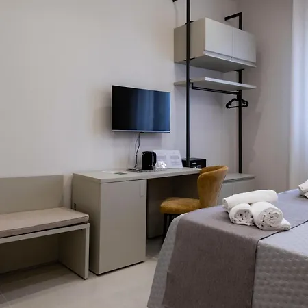 Kora Suites&pool סן לאונה