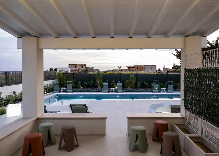 Kora Suites&pool 圣莱昂